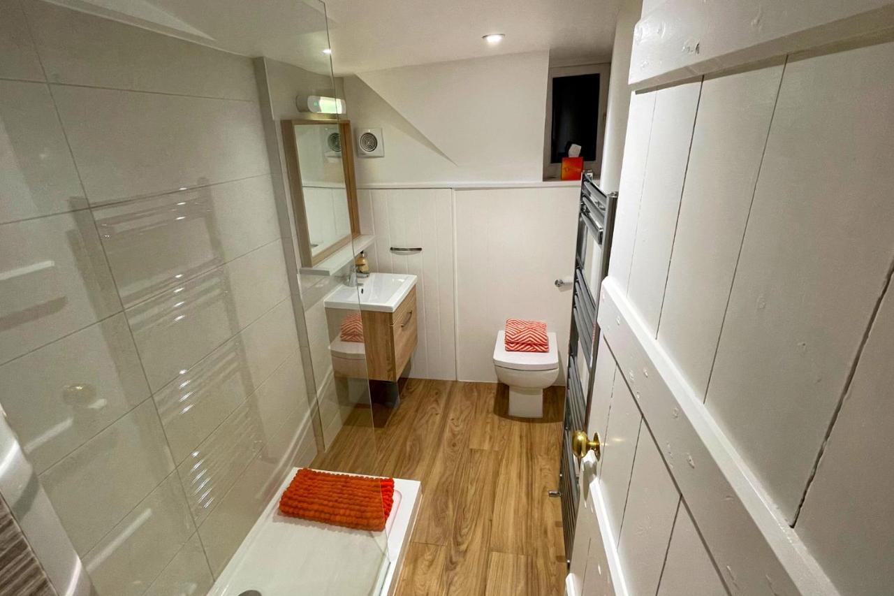 Stunning Luxury Apartment In Central Lymington Exteriör bild