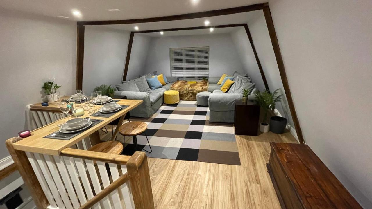 Stunning Luxury Apartment In Central Lymington Exteriör bild