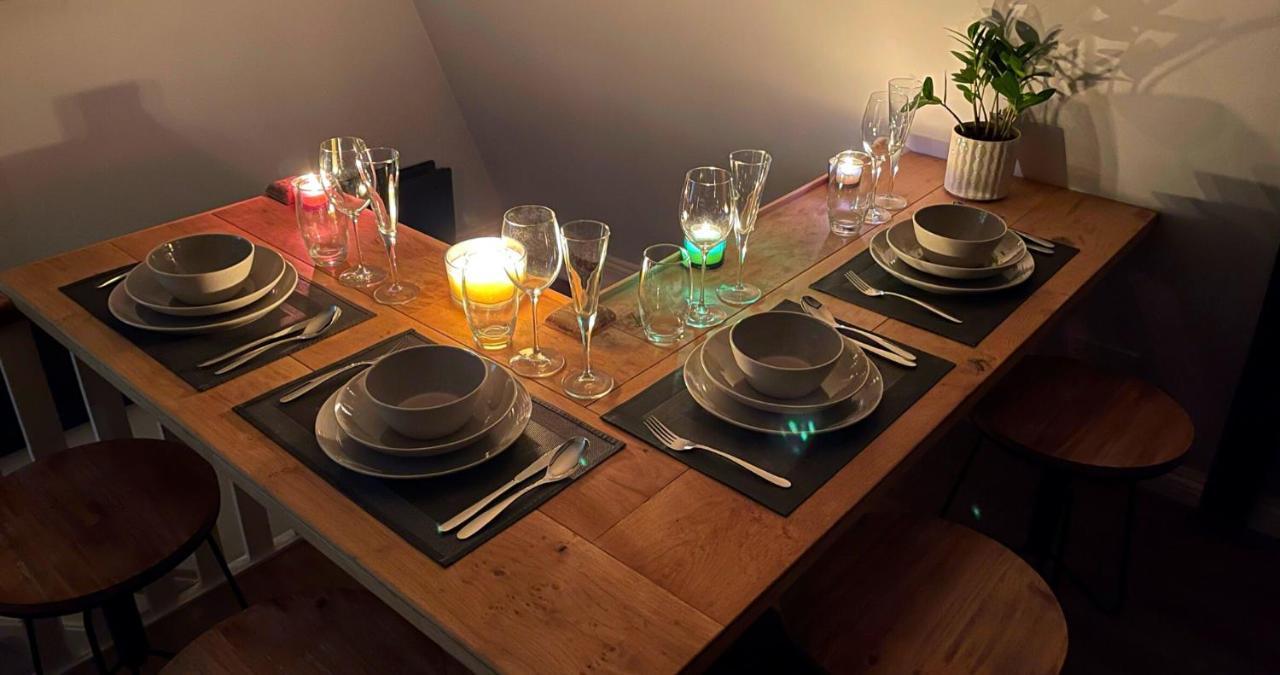 Stunning Luxury Apartment In Central Lymington Exteriör bild